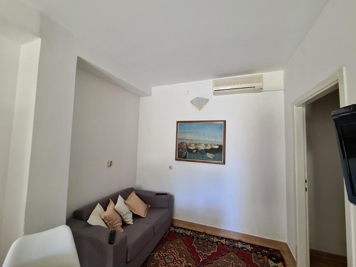 Apartments Srzic No1 Макарска Екстериор снимка