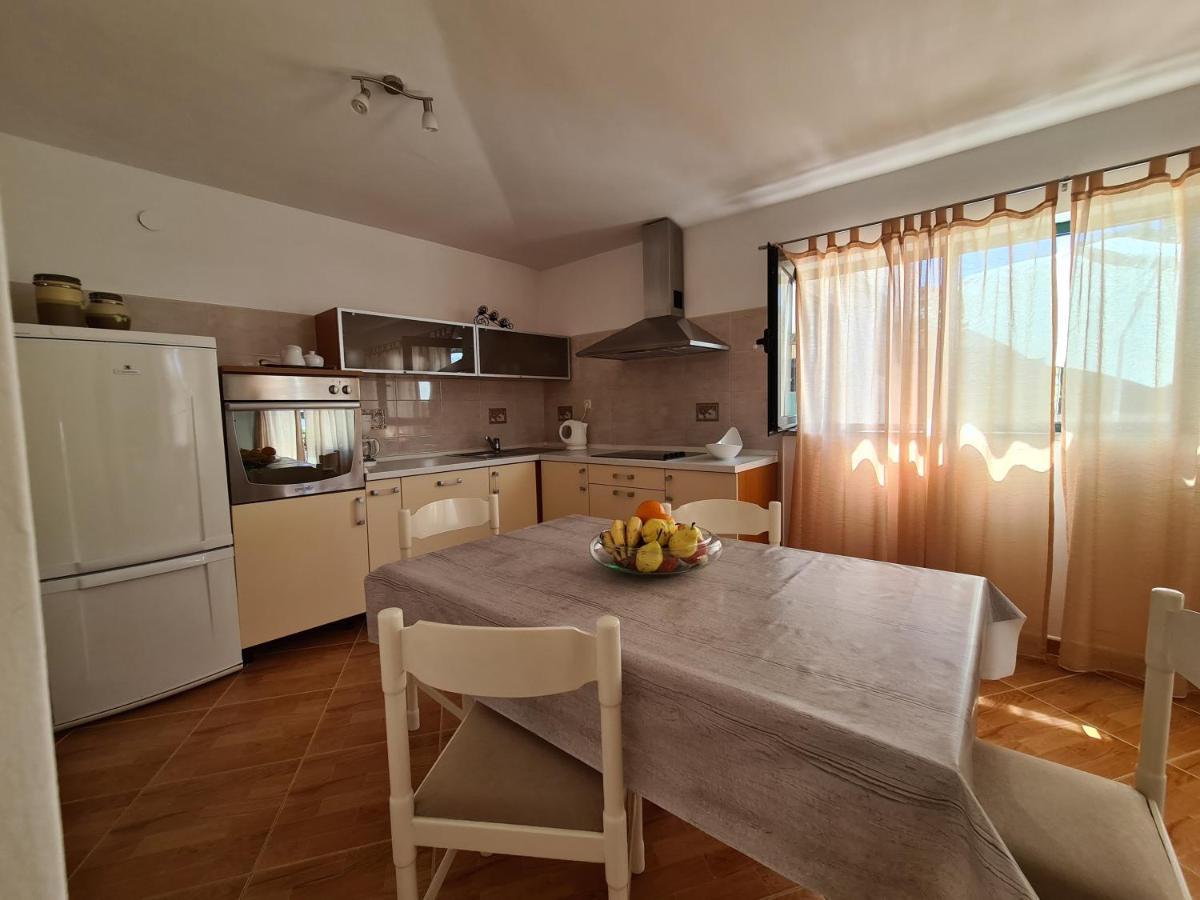 Apartments Srzic No1 Макарска Екстериор снимка
