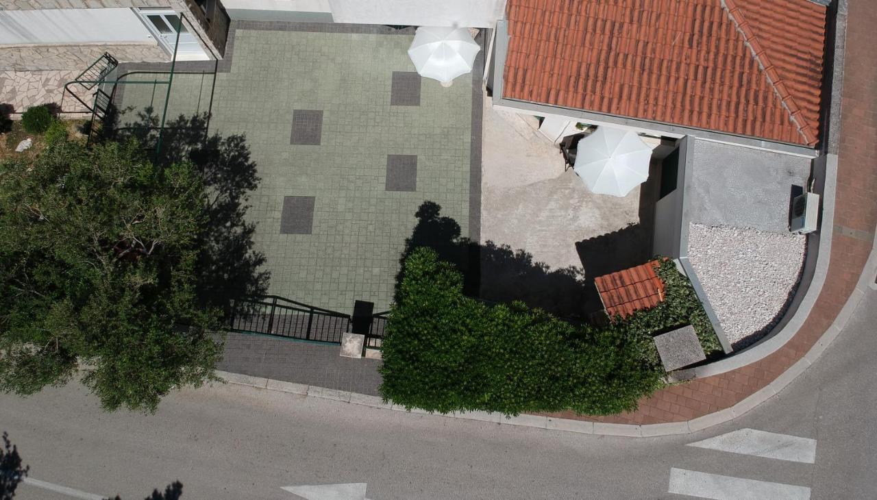Apartments Srzic No1 Макарска Екстериор снимка
